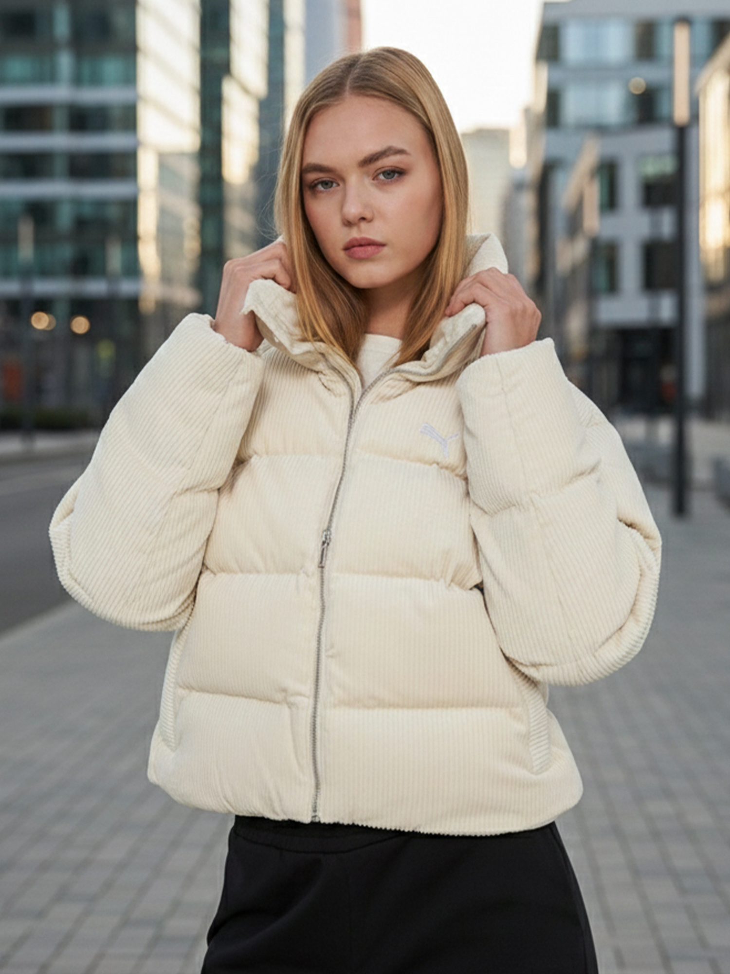 Пуховик женский PUMA Wardrobe Ess Corduroy, Бежевый