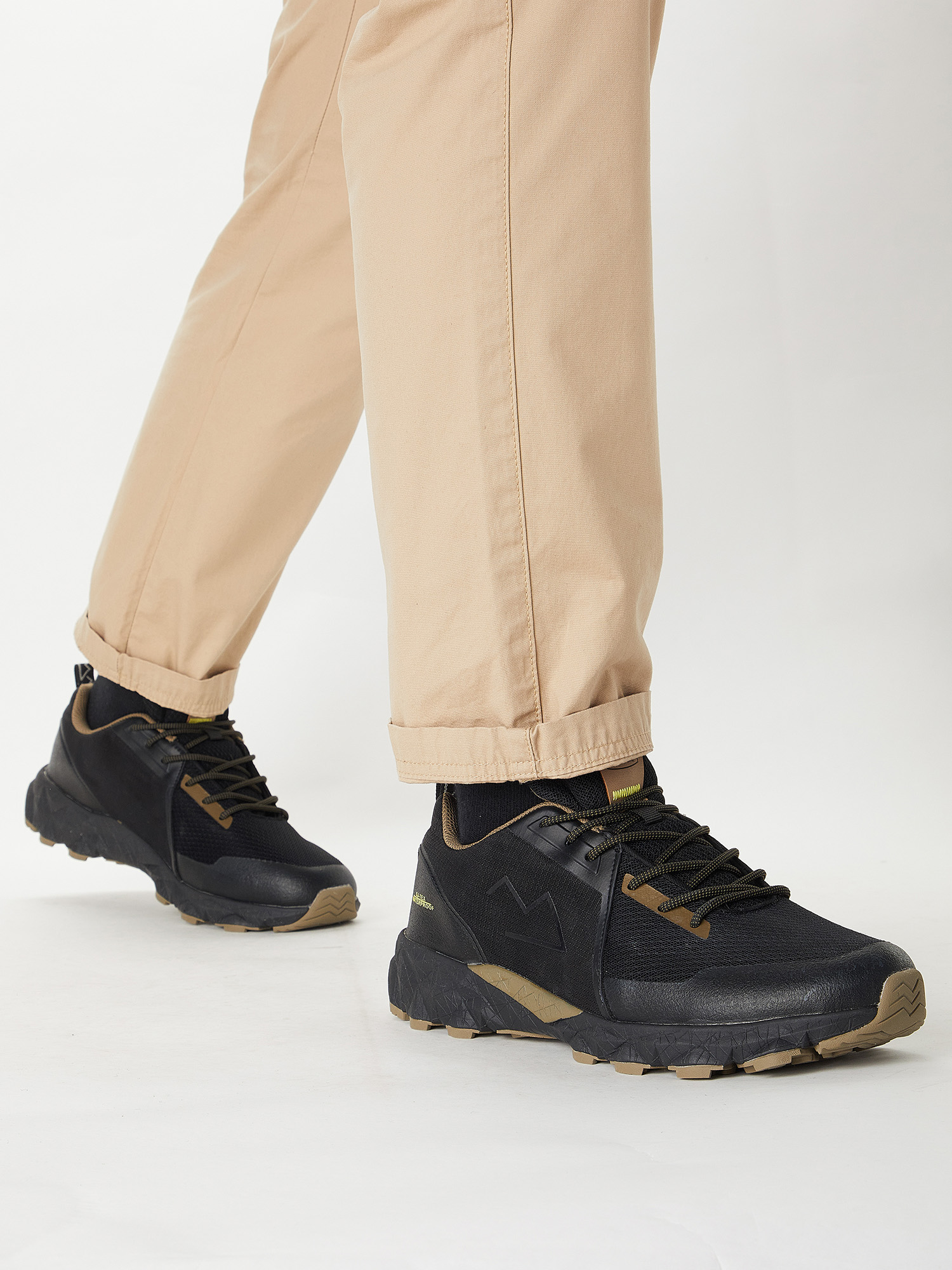 Кроссовки мужские SAFETY JOGGER Taman, Черный
