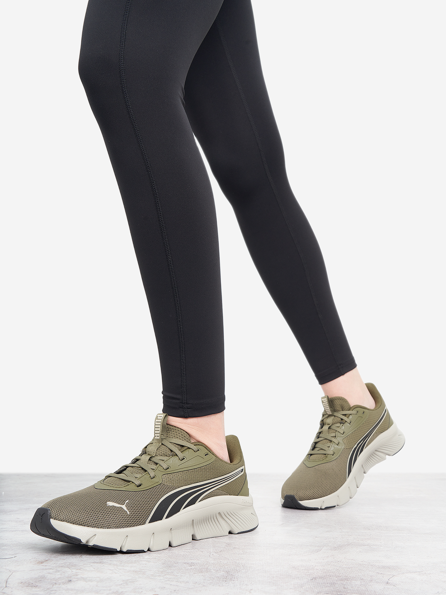 Кроссовки женские PUMA Flexfocus Lite Modern, Зеленый