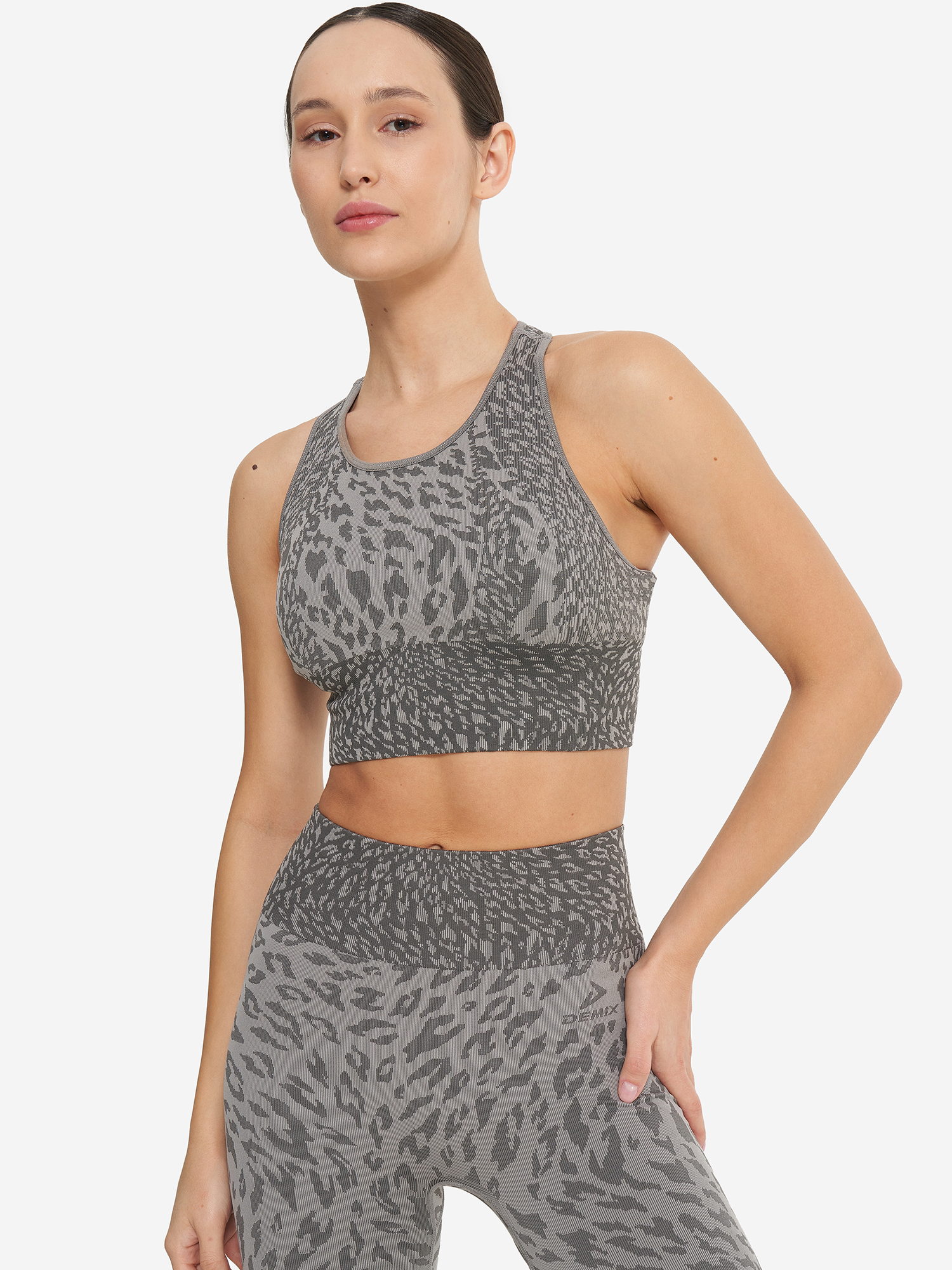 Топ бра спортивный Demix HighFlow Yoga Seamless Longline, Серый