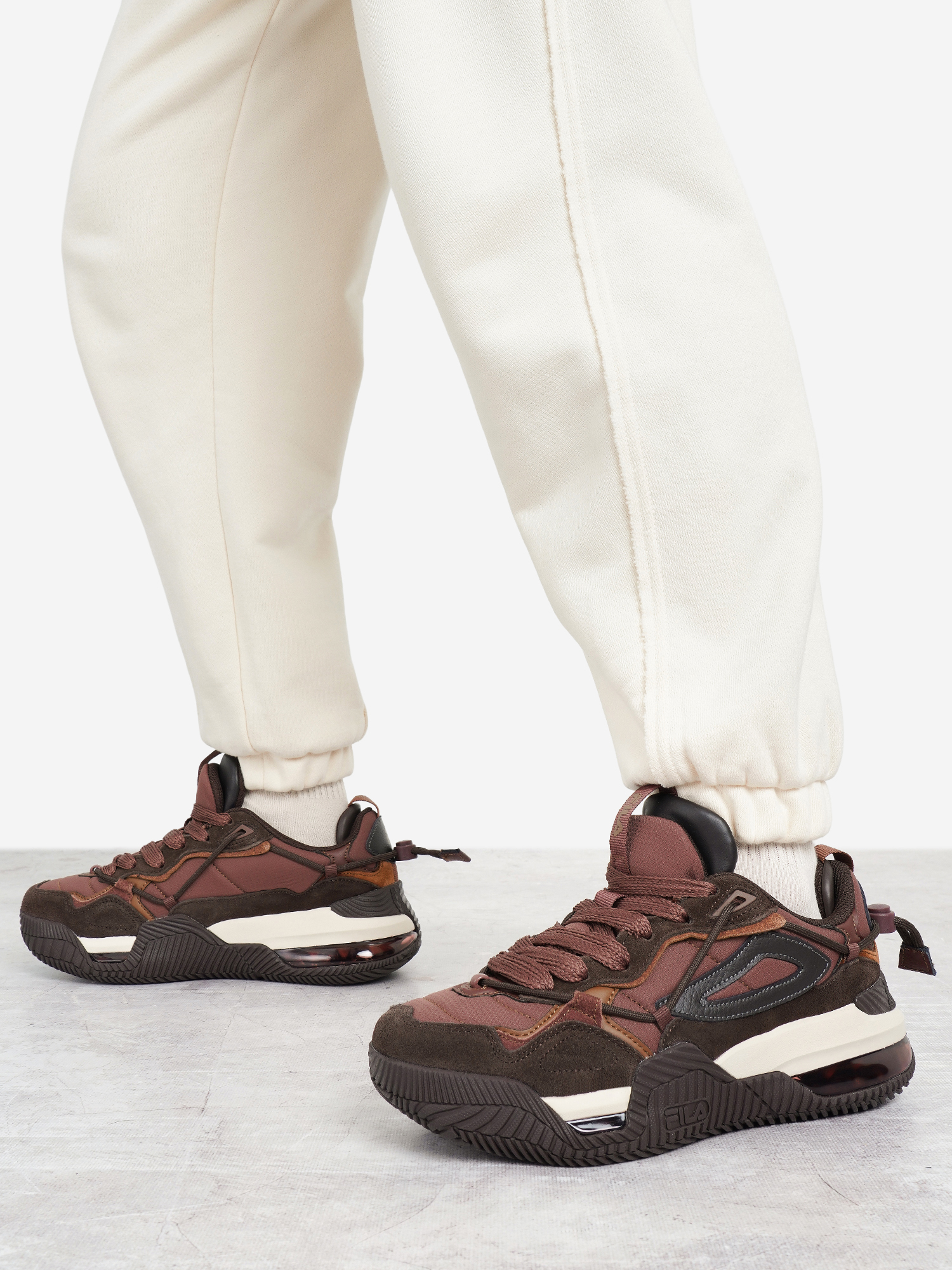 Кроссовки женские FILA Wade, Коричневый
