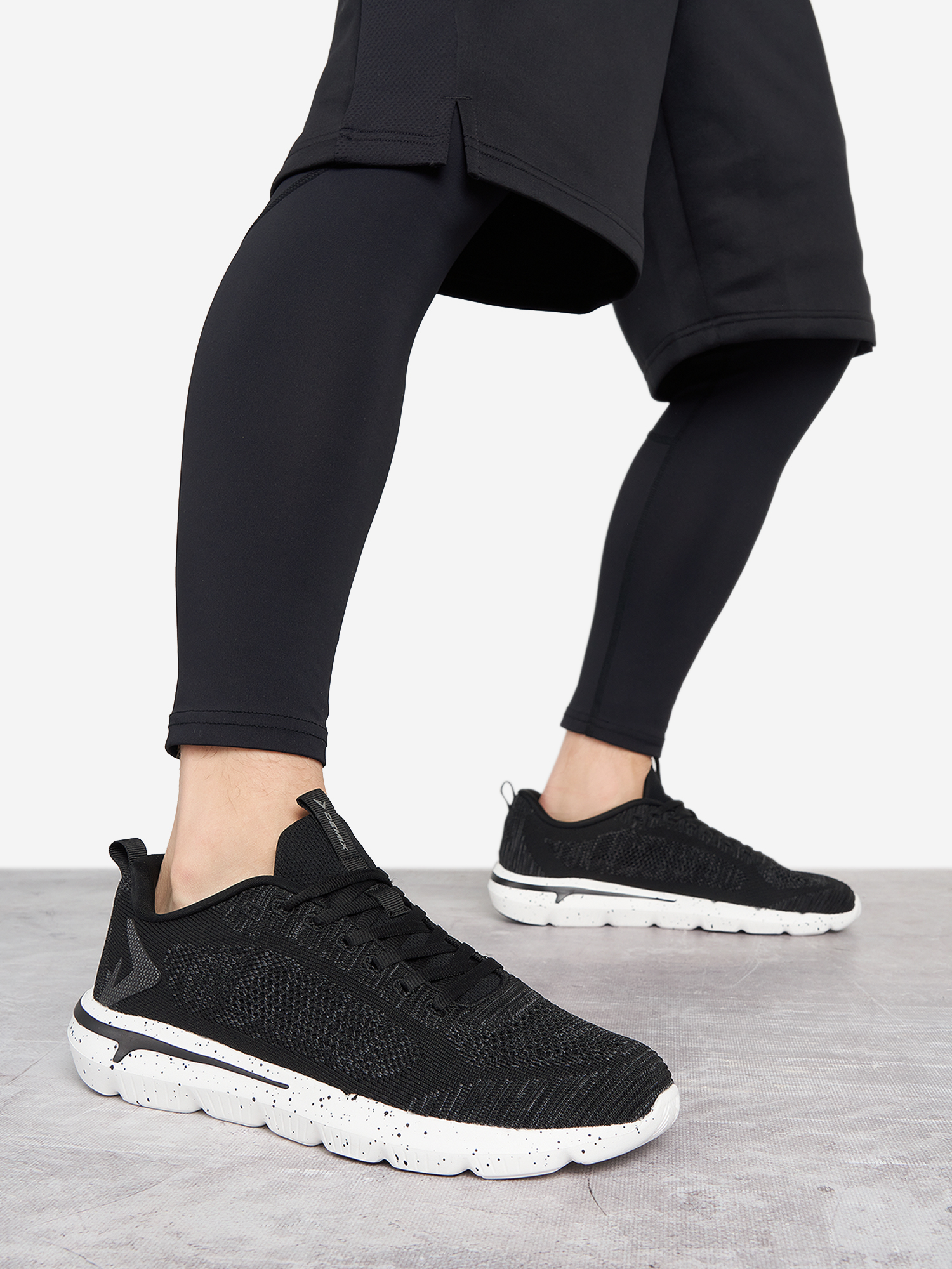 Кроссовки мужские Demix Burn Knit, Черный