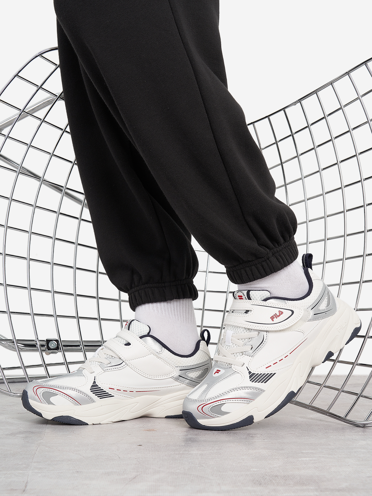 Кроссовки для мальчиков FILA Shein V Pu, Белый