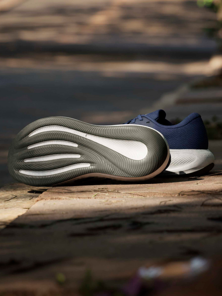 Кроссовки мужские adidas Response Runner 2