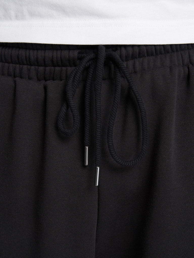 Брюки мужские PUMA Essentials Elevated Tape