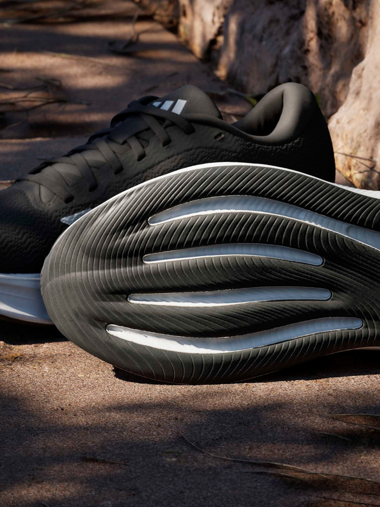 Кроссовки женские adidas Response Runner 2